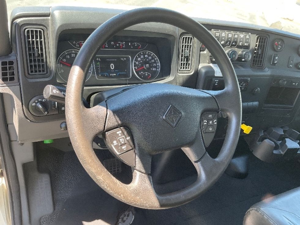 Medium Duty Box Truck-Light and Medium Duty Trucks-International-2021-MV607-Las Vegas-NV-212,528\n\t\tmiles-$ 48,250 - Image 18