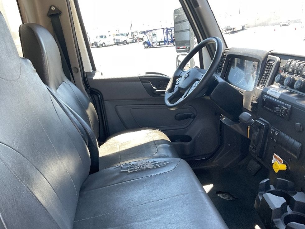 Medium Duty Box Truck-Light and Medium Duty Trucks-International-2021-MV607-Las Vegas-NV-212,528\n\t\tmiles-$ 48,250 - Image 22