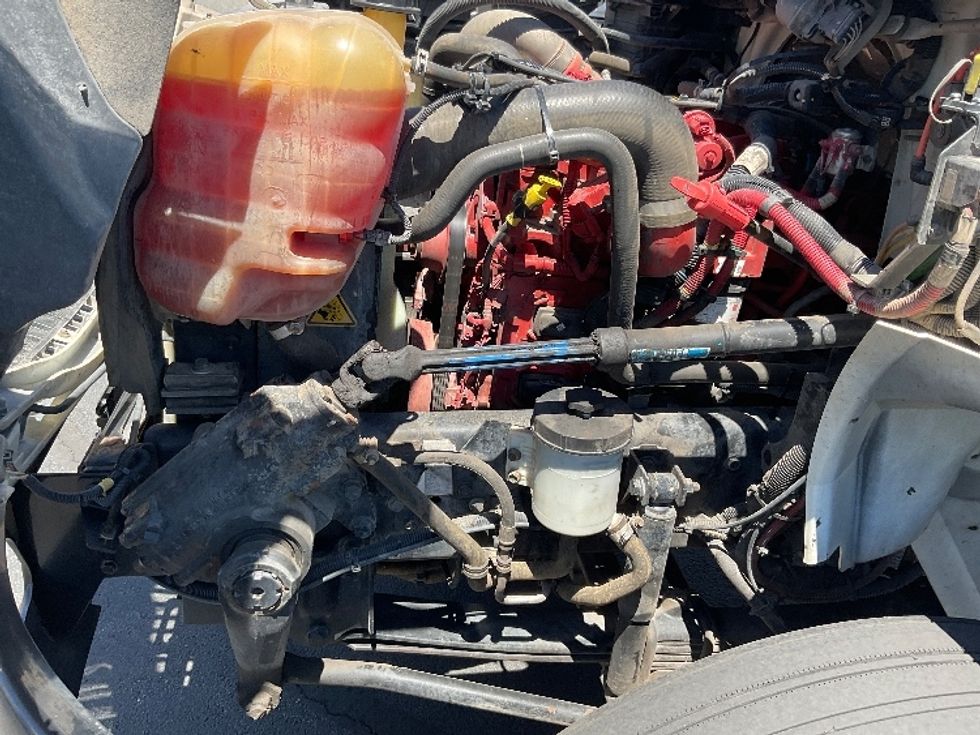 Medium Duty Box Truck-Light and Medium Duty Trucks-International-2021-MV607-Las Vegas-NV-212,528\n\t\tmiles-$ 48,250 - Image 24