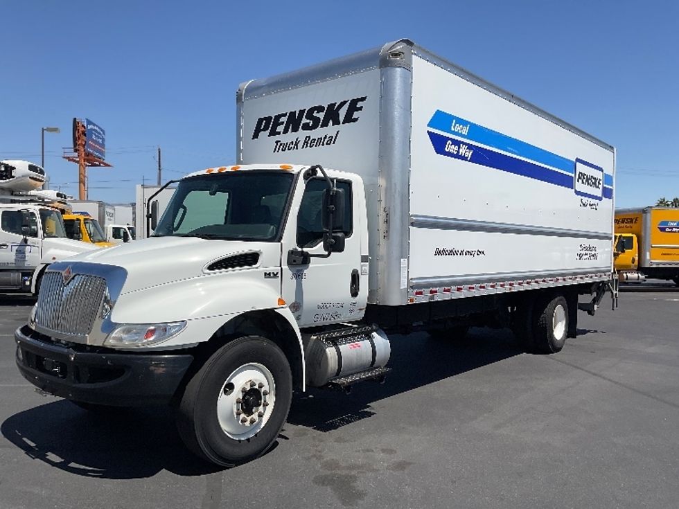 Medium Duty Box Truck-Light and Medium Duty Trucks-International-2021-MV607-Las Vegas-NV-212,528\n\t\tmiles-$ 48,250 - Image 3