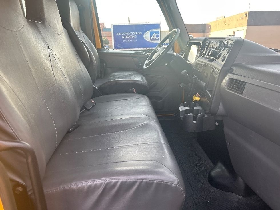 Medium Duty Box Truck-Light and Medium Duty Trucks-International-2021-MV607-Las Vegas-NV-213,225\n\t\tmiles-$ 40,250 - Image 21