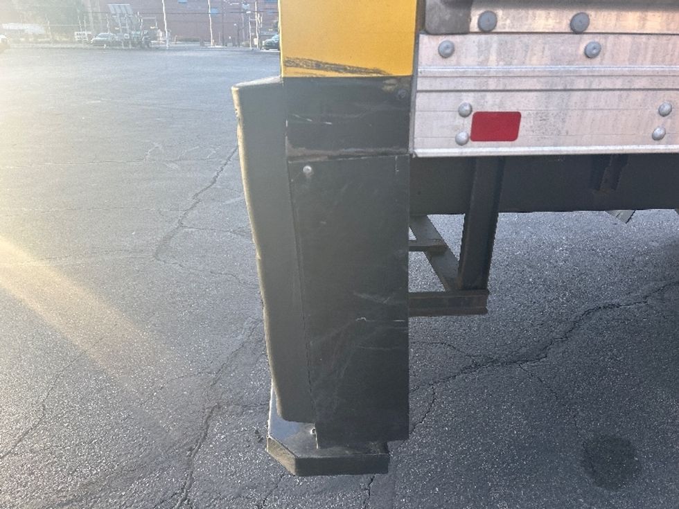 Medium Duty Box Truck-Light and Medium Duty Trucks-International-2021-MV607-Las Vegas-NV-213,225\n\t\tmiles-$ 40,250 - Image 25