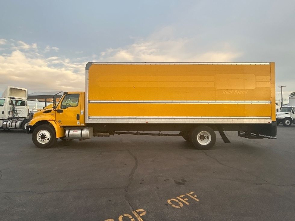Medium Duty Box Truck-Light and Medium Duty Trucks-International-2021-MV607-Las Vegas-NV-213,225\n\t\tmiles-$ 40,250 - Image 4