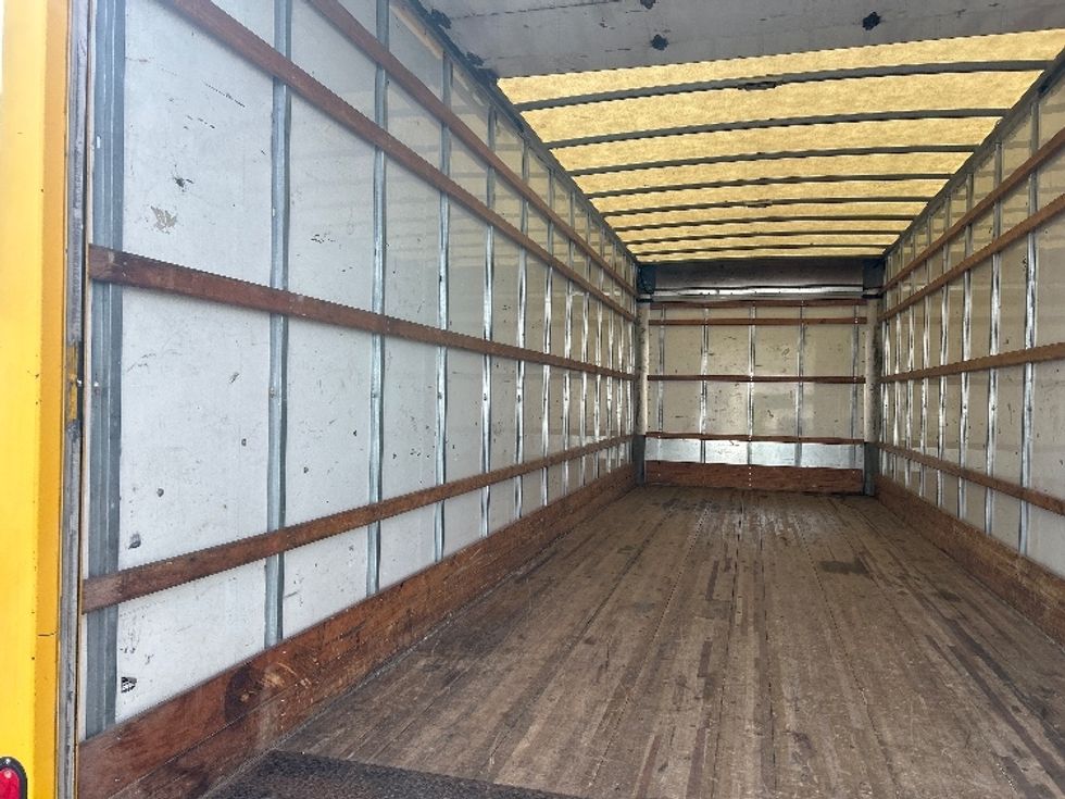 Medium Duty Box Truck-Light and Medium Duty Trucks-International-2021-MV607-Las Vegas-NV-217,411\n\t\tmiles-$ 36,250 - Image 11