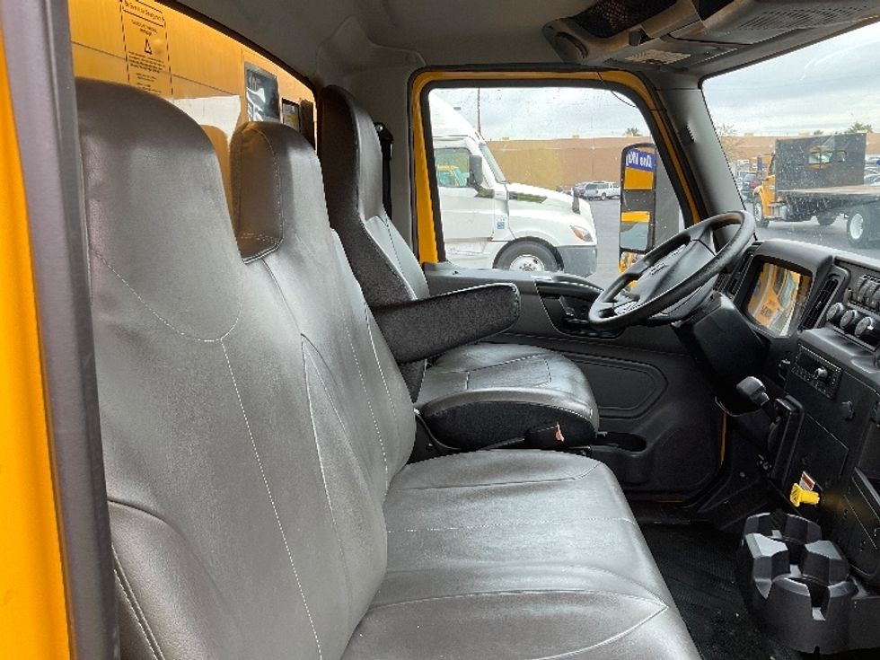 Medium Duty Box Truck-Light and Medium Duty Trucks-International-2021-MV607-Las Vegas-NV-217,411\n\t\tmiles-$ 36,250 - Image 22