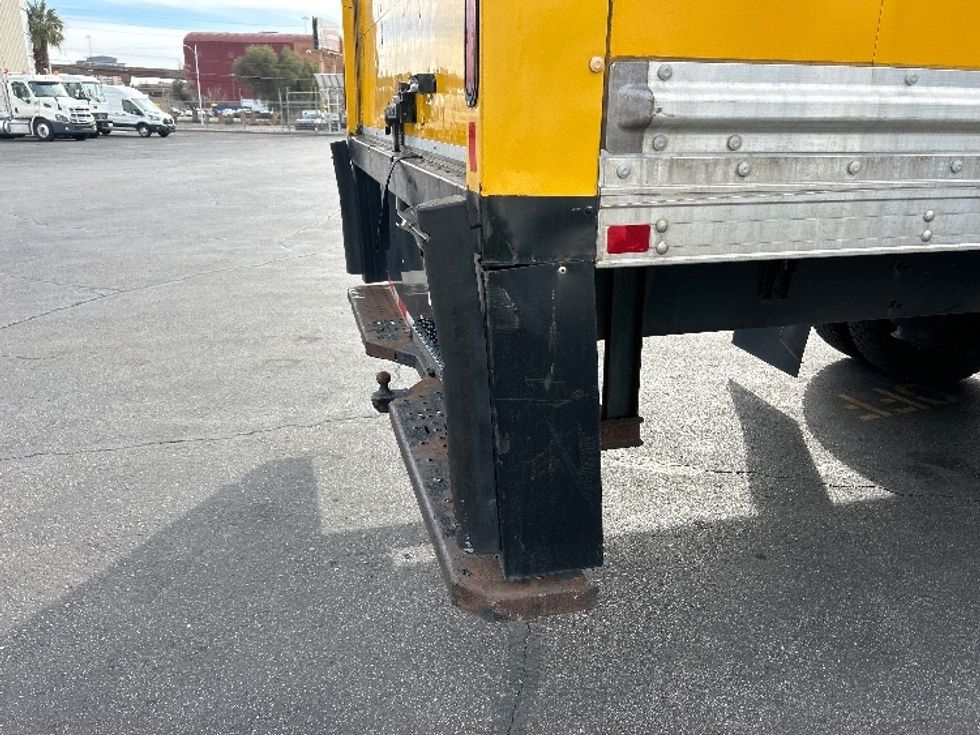 Medium Duty Box Truck-Light and Medium Duty Trucks-International-2021-MV607-Las Vegas-NV-217,411\n\t\tmiles-$ 36,250 - Image 27