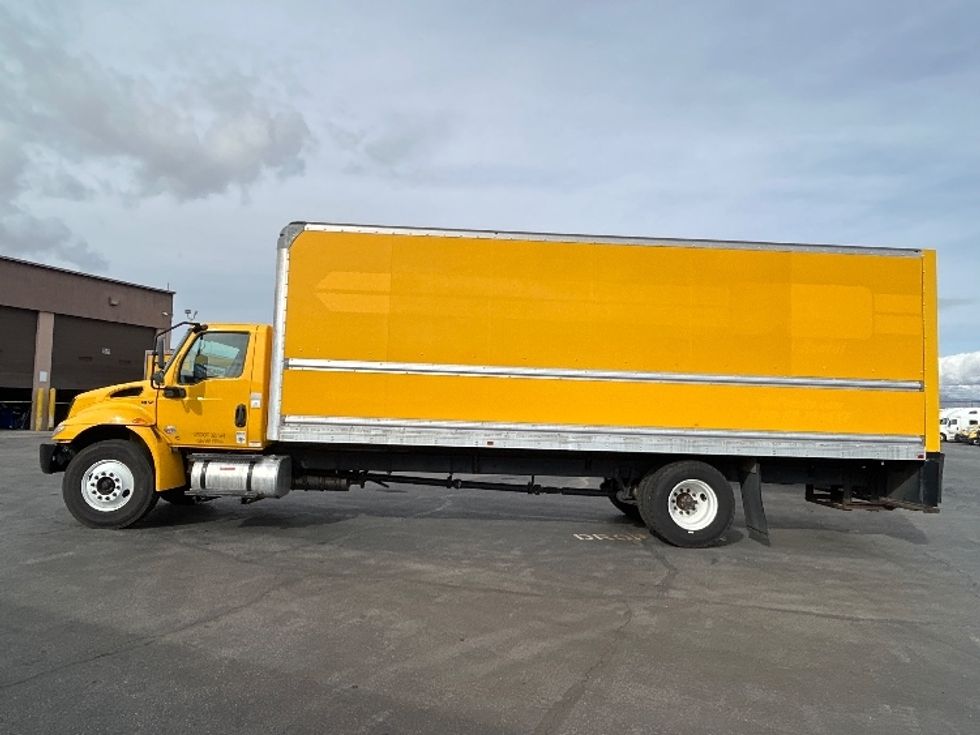 Medium Duty Box Truck-Light and Medium Duty Trucks-International-2021-MV607-Las Vegas-NV-217,411\n\t\tmiles-$ 36,250 - Image 4
