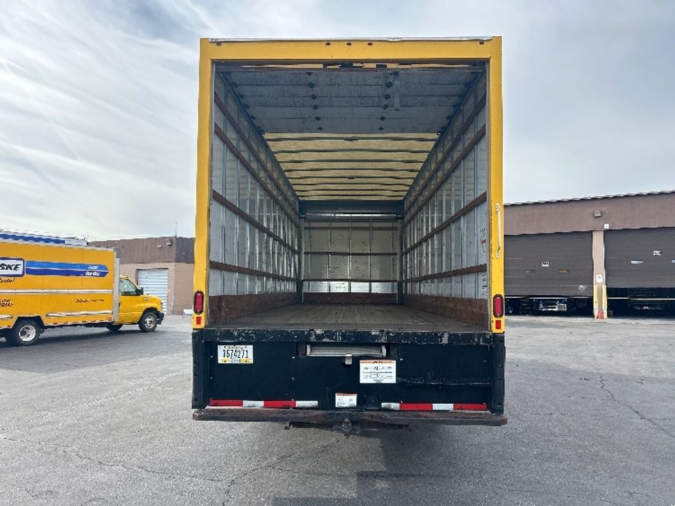 Medium Duty Box Truck-Light and Medium Duty Trucks-International-2021-MV607-Las Vegas-NV-217,411\n\t\tmiles-$ 36,250 - Image 8