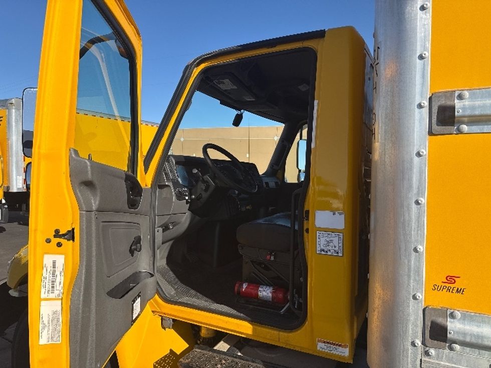 Medium Duty Box Truck-Light and Medium Duty Trucks-International-2021-MV607-Las Vegas-NV-220,742\n\t\tmiles-$ 39,250 - Image 15