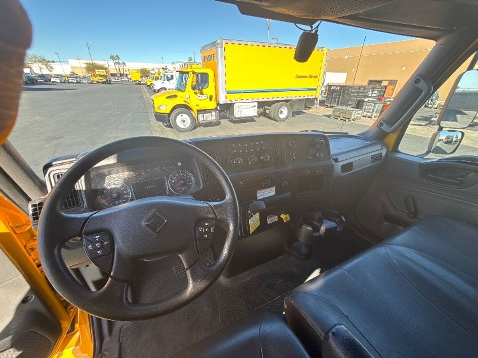 Medium Duty Box Truck-Light and Medium Duty Trucks-International-2021-MV607-Las Vegas-NV-220,742\n\t\tmiles-$ 39,250 - Image 17