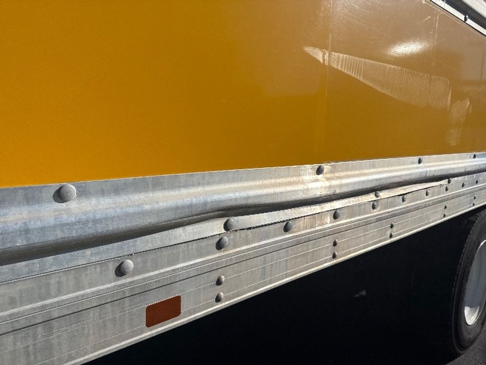 Medium Duty Box Truck-Light and Medium Duty Trucks-International-2021-MV607-Las Vegas-NV-220,742\n\t\tmiles-$ 39,250 - Image 24