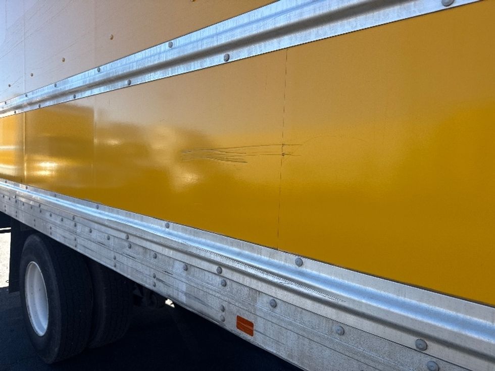 Medium Duty Box Truck-Light and Medium Duty Trucks-International-2021-MV607-Las Vegas-NV-220,742\n\t\tmiles-$ 39,250 - Image 25