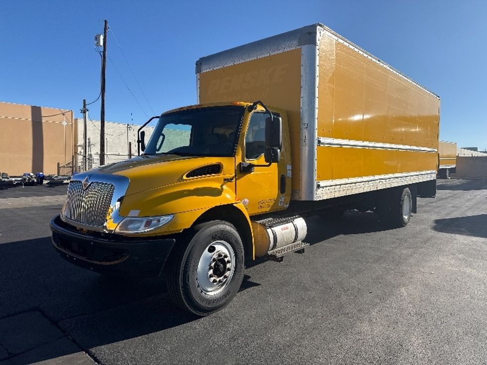 Medium Duty Box Truck-Light and Medium Duty Trucks-International-2021-MV607-Las Vegas-NV-220,742\n\t\tmiles-$ 39,250 - Image 3