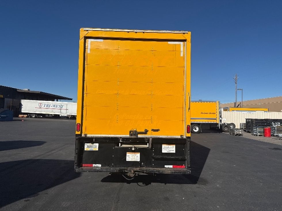 Medium Duty Box Truck-Light and Medium Duty Trucks-International-2021-MV607-Las Vegas-NV-220,742\n\t\tmiles-$ 39,250 - Image 7