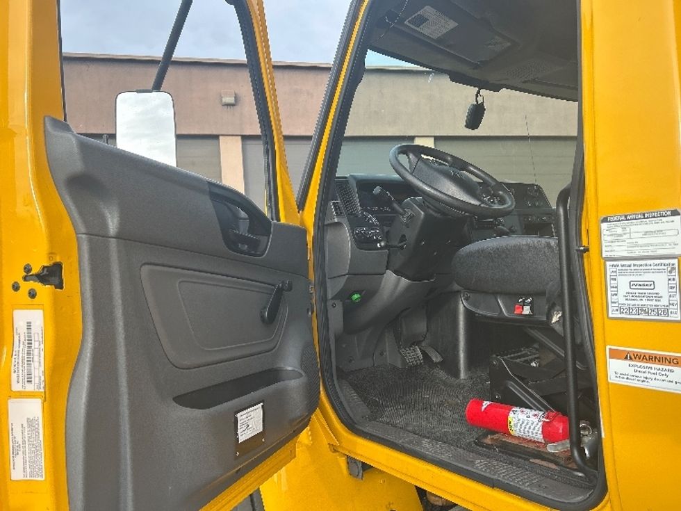 Medium Duty Box Truck-Light and Medium Duty Trucks-International-2021-MV607-Las Vegas-NV-224,672\n\t\tmiles-$ 38,750 - Image 16