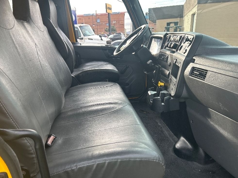Medium Duty Box Truck-Light and Medium Duty Trucks-International-2021-MV607-Las Vegas-NV-224,672\n\t\tmiles-$ 38,750 - Image 22