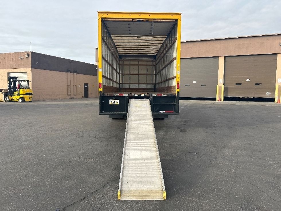 Medium Duty Box Truck-Light and Medium Duty Trucks-International-2021-MV607-Las Vegas-NV-224,672\n\t\tmiles-$ 38,750 - Image 9