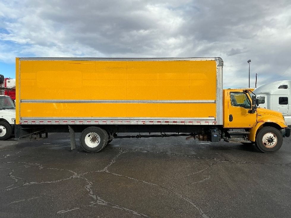 Medium Duty Box Truck-Light and Medium Duty Trucks-International-2021-MV607-Las Vegas-NV-234,705\n\t\tmiles-$ 37,250 - Image 15