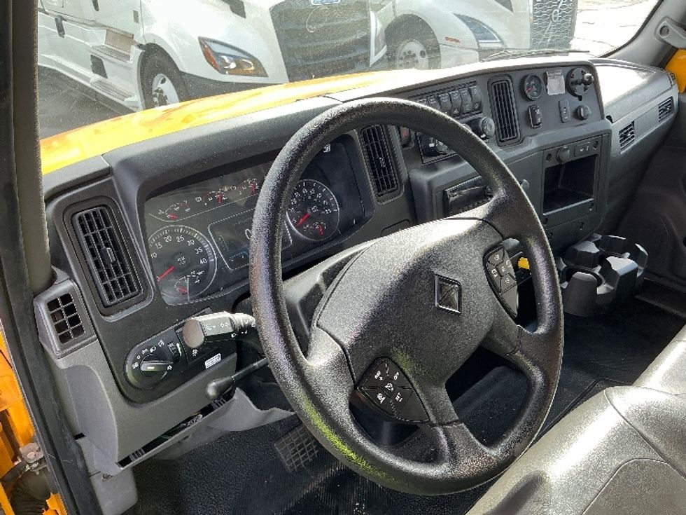 Medium Duty Box Truck-Light and Medium Duty Trucks-International-2021-MV607-Las Vegas-NV-234,705\n\t\tmiles-$ 37,250 - Image 17