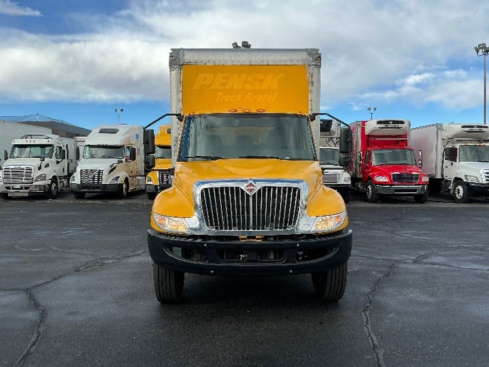 Medium Duty Box Truck-Light and Medium Duty Trucks-International-2021-MV607-Las Vegas-NV-234,705\n\t\tmiles-$ 37,250 - Image 2
