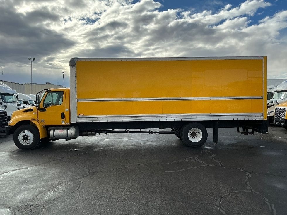 Medium Duty Box Truck-Light and Medium Duty Trucks-International-2021-MV607-Las Vegas-NV-234,705\n\t\tmiles-$ 37,250 - Image 4