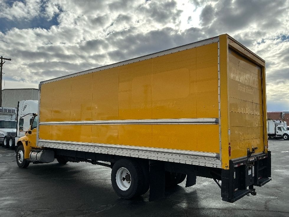 Medium Duty Box Truck-Light and Medium Duty Trucks-International-2021-MV607-Las Vegas-NV-234,705\n\t\tmiles-$ 37,250 - Image 6