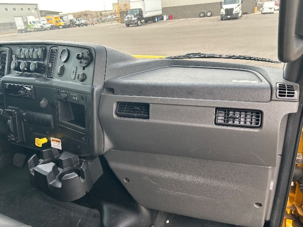 Medium Duty Box Truck-Light and Medium Duty Trucks-International-2021-MV607-Las Vegas-NV-237,491\n\t\tmiles-$ 35,750 - Image 19