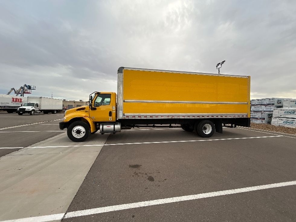 Medium Duty Box Truck-Light and Medium Duty Trucks-International-2021-MV607-Las Vegas-NV-237,491\n\t\tmiles-$ 35,750 - Image 4