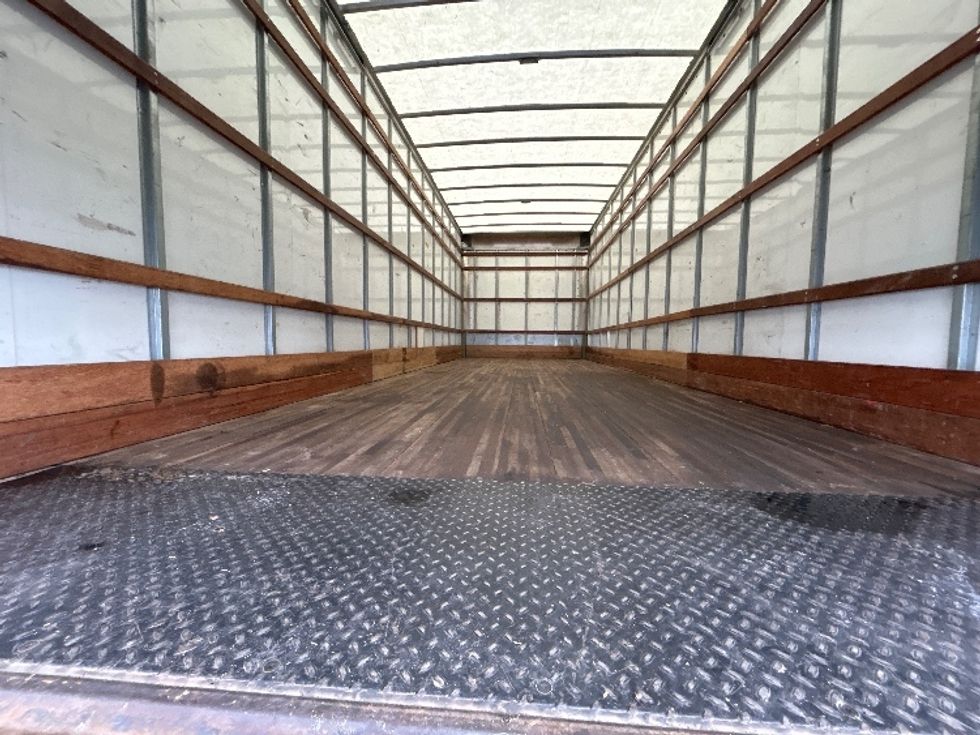 Medium Duty Box Truck-Light and Medium Duty Trucks-International-2021-MV607-Las Vegas-NV-237,491\n\t\tmiles-$ 35,750 - Image 8