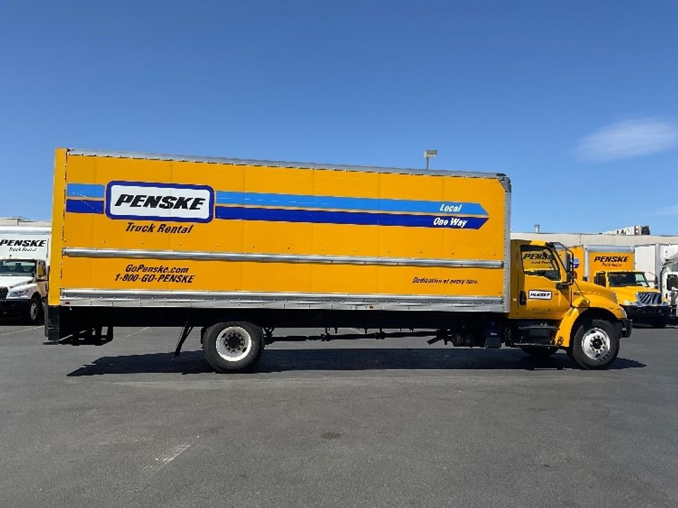 Medium Duty Box Truck-Light and Medium Duty Trucks-International-2021-MV607-Las Vegas-NV-252,418\n\t\tmiles-$ 31,750 - Image 14