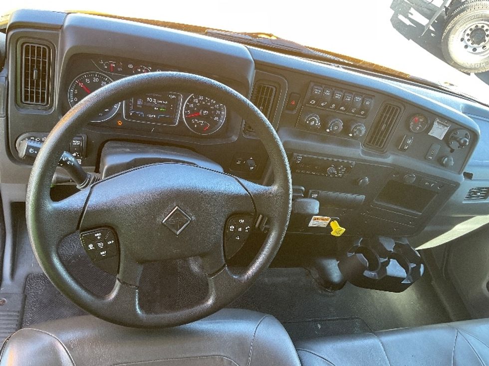 Medium Duty Box Truck-Light and Medium Duty Trucks-International-2021-MV607-Las Vegas-NV-252,418\n\t\tmiles-$ 31,750 - Image 17