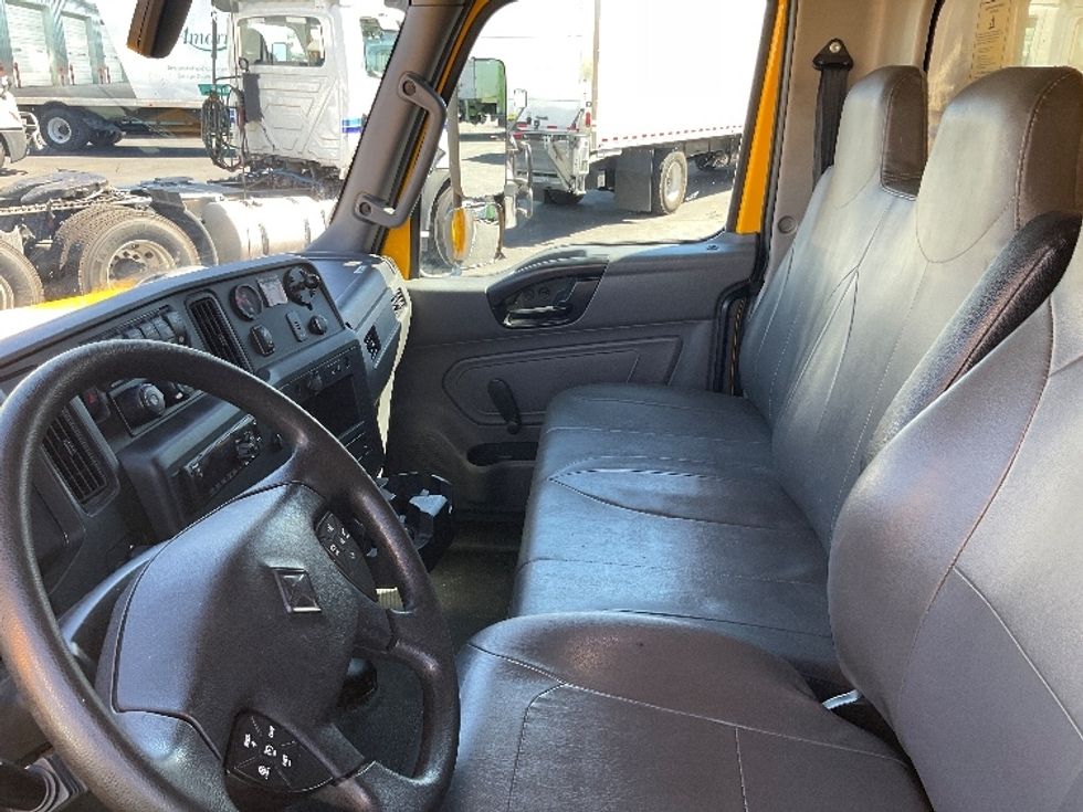 Medium Duty Box Truck-Light and Medium Duty Trucks-International-2021-MV607-Las Vegas-NV-252,418\n\t\tmiles-$ 31,750 - Image 18