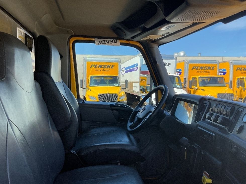 Medium Duty Box Truck-Light and Medium Duty Trucks-International-2021-MV607-Las Vegas-NV-252,418\n\t\tmiles-$ 31,750 - Image 21