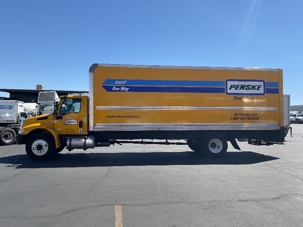 Medium Duty Box Truck-Light and Medium Duty Trucks-International-2021-MV607-Las Vegas-NV-252,418\n\t\tmiles-$ 31,750 - Image 4