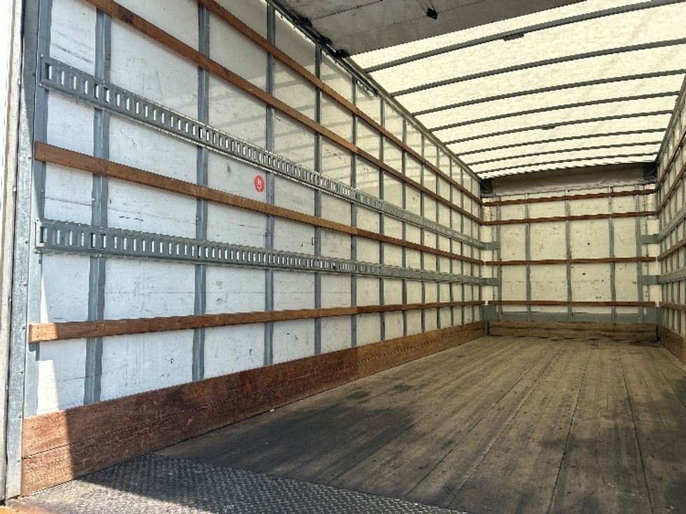 Medium Duty Box Truck-Light and Medium Duty Trucks-International-2021-MV607-Las Vegas-NV-281,852\n\t\tmiles-$ 35,750 - Image 11