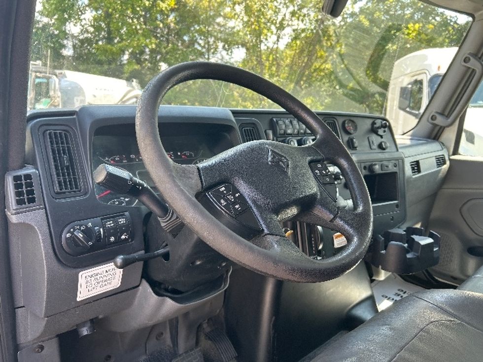 Medium Duty Box Truck-Light and Medium Duty Trucks-International-2021-MV607-Las Vegas-NV-281,852\n\t\tmiles-$ 35,750 - Image 17