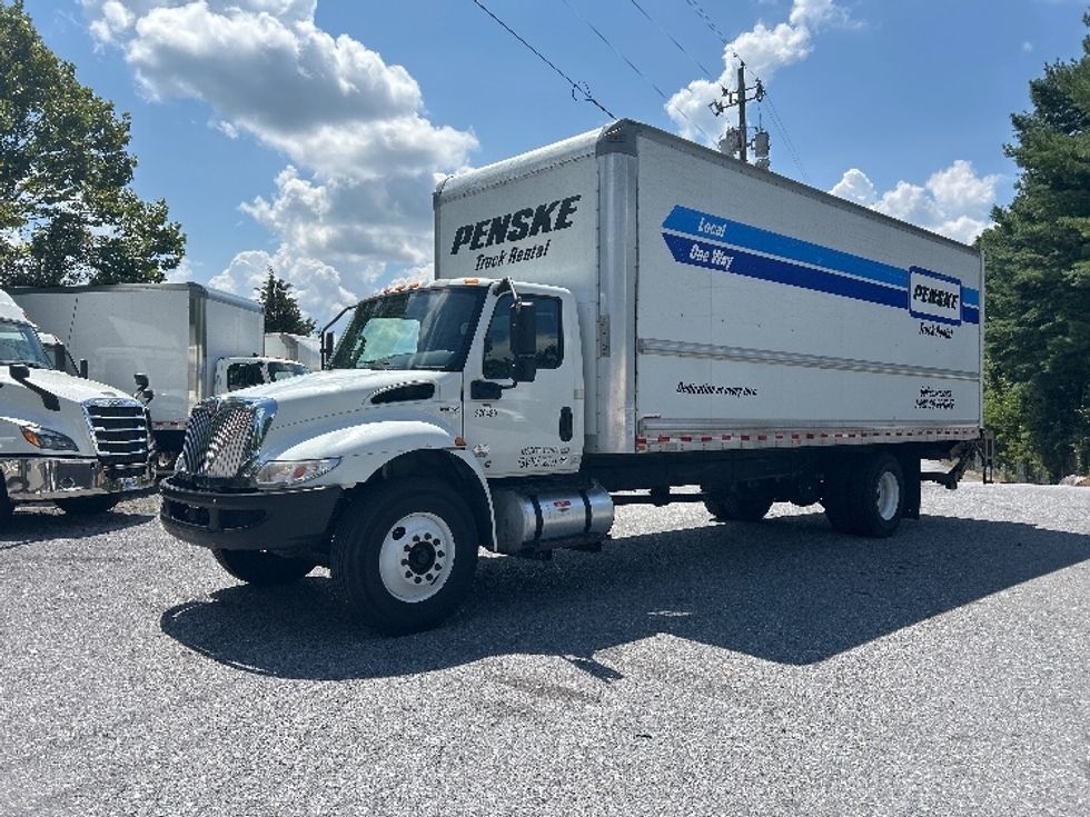 Medium Duty Box Truck-Light and Medium Duty Trucks-International-2021-MV607-Las Vegas-NV-281,852\n\t\tmiles-$ 35,750 - Image 3