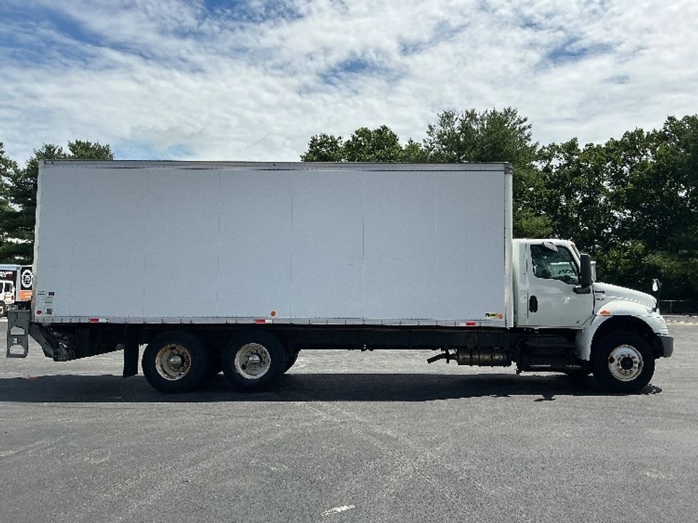 Medium Duty Box Truck-Light and Medium Duty Trucks-International-2021-MV607-Lexington-KY-146,025\n\t\tmiles-$ 55,000 - Image 15