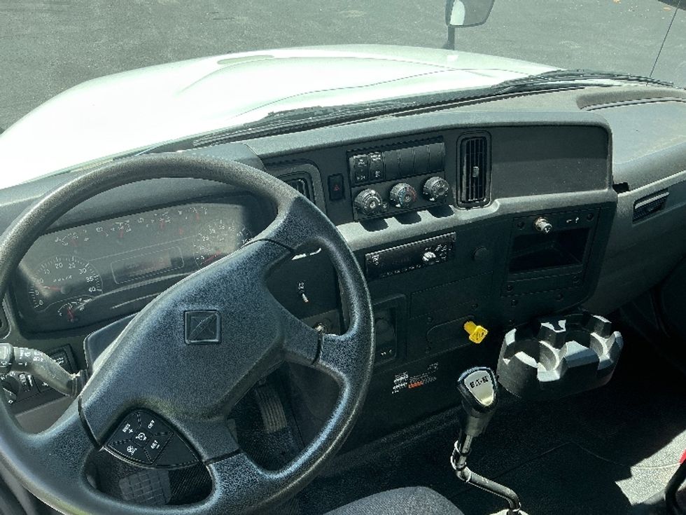 Medium Duty Box Truck-Light and Medium Duty Trucks-International-2021-MV607-Lexington-KY-146,025\n\t\tmiles-$ 55,000 - Image 18