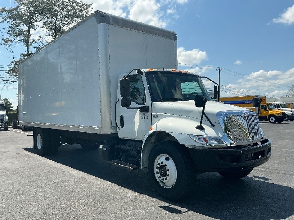 Medium Duty Box Truck-Light and Medium Duty Trucks-International-2021-MV607-Lexington-KY-16,880\n\t\tmiles-$ 60,000 - Image 1