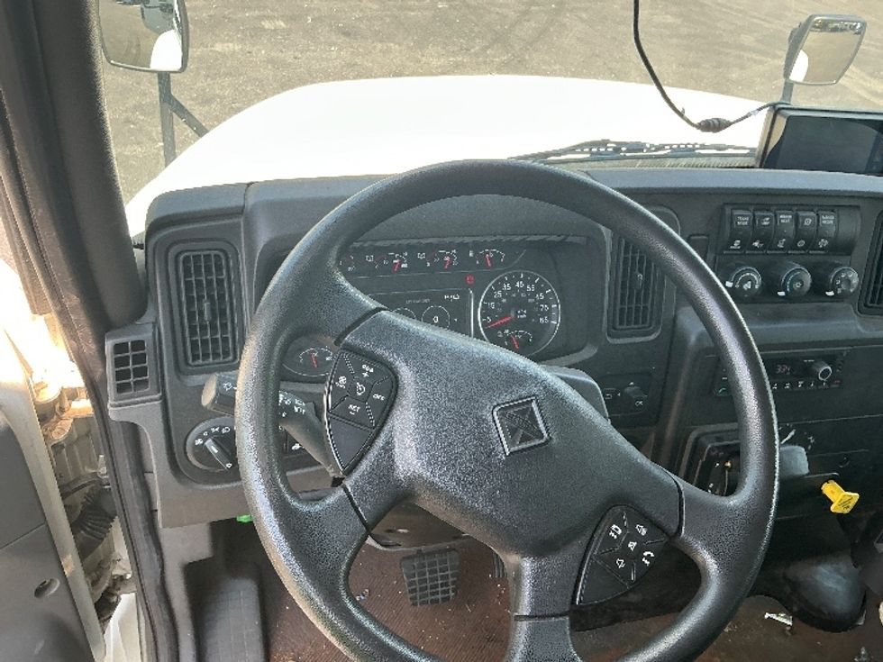 Medium Duty Box Truck-Light and Medium Duty Trucks-International-2021-MV607-Lexington-KY-16,880\n\t\tmiles-$ 60,000 - Image 17