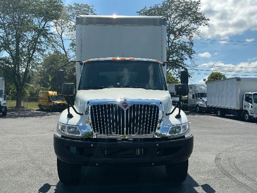 Medium Duty Box Truck-Light and Medium Duty Trucks-International-2021-MV607-Lexington-KY-16,880\n\t\tmiles-$ 60,000 - Image 2
