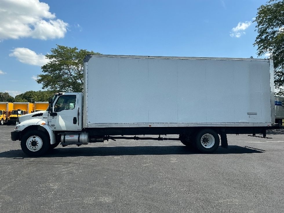 Medium Duty Box Truck-Light and Medium Duty Trucks-International-2021-MV607-Lexington-KY-16,880\n\t\tmiles-$ 60,000 - Image 4
