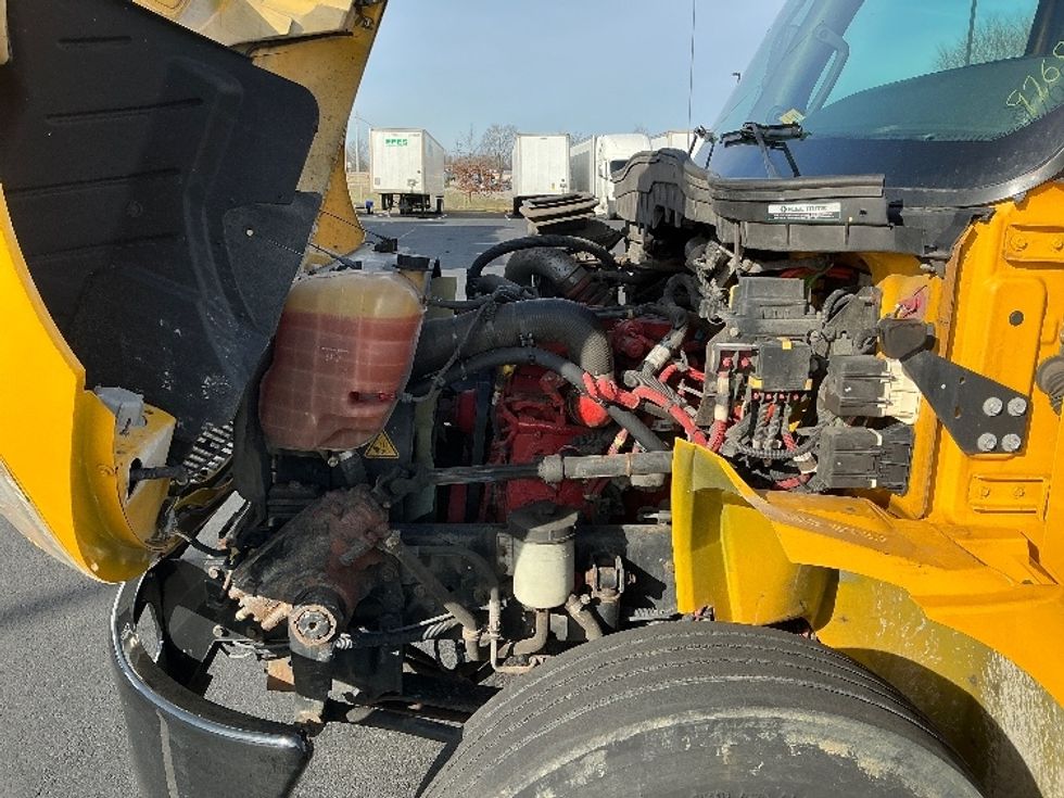 Medium Duty Box Truck-Light and Medium Duty Trucks-International-2021-MV607-Lexington-KY-216,929\n\t\tmiles-$ 39,750 - Image 24