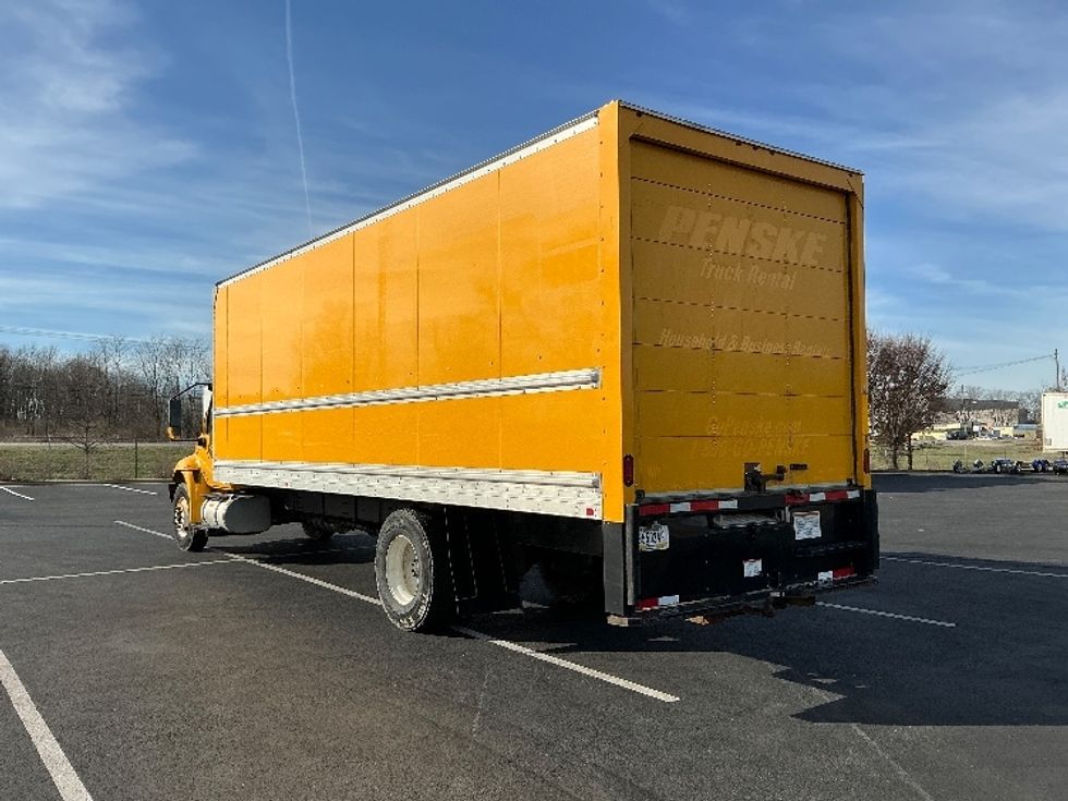 Medium Duty Box Truck-Light and Medium Duty Trucks-International-2021-MV607-Lexington-KY-216,929\n\t\tmiles-$ 39,750 - Image 6
