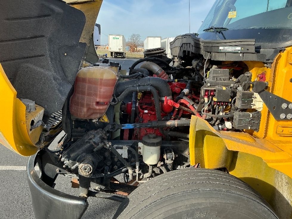 Medium Duty Box Truck-Light and Medium Duty Trucks-International-2021-MV607-Lexington-KY-230,012\n\t\tmiles-$ 38,000 - Image 24