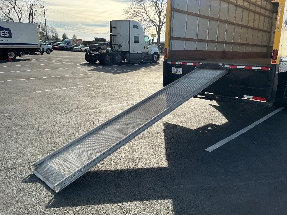 Medium Duty Box Truck-Light and Medium Duty Trucks-International-2021-MV607-Lexington-KY-230,012\n\t\tmiles-$ 38,000 - Image 25