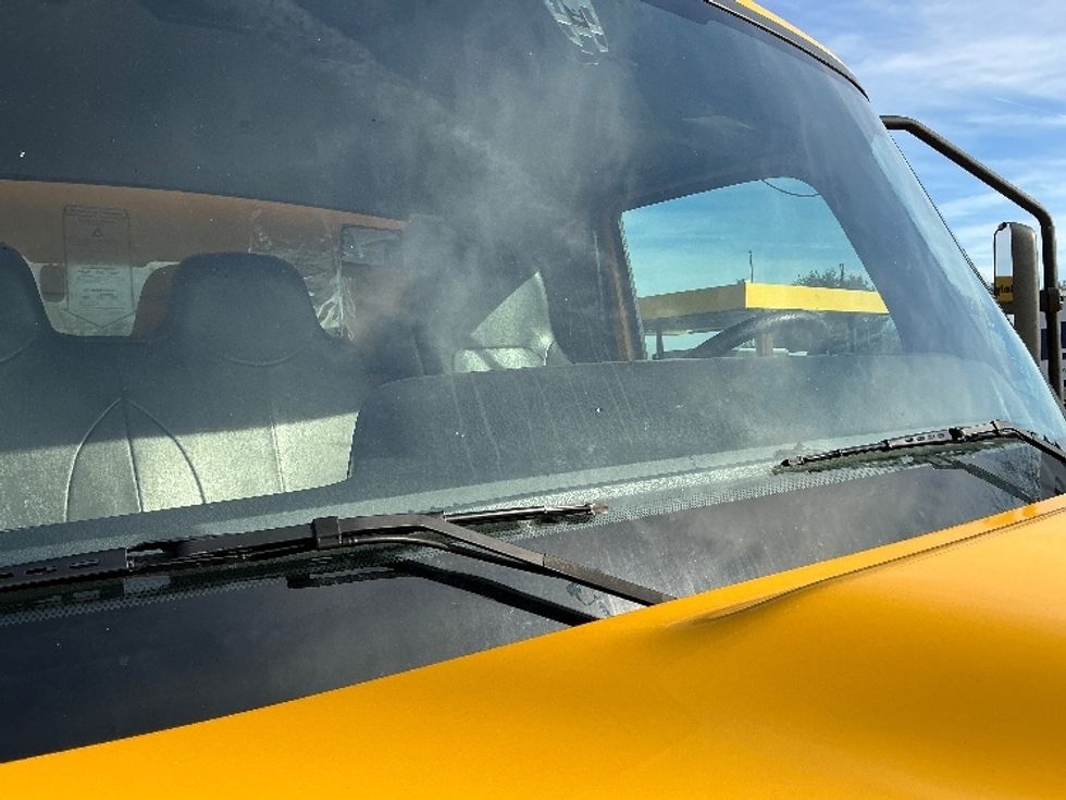 Medium Duty Box Truck-Light and Medium Duty Trucks-International-2021-MV607-Lexington-KY-230,012\n\t\tmiles-$ 38,000 - Image 28