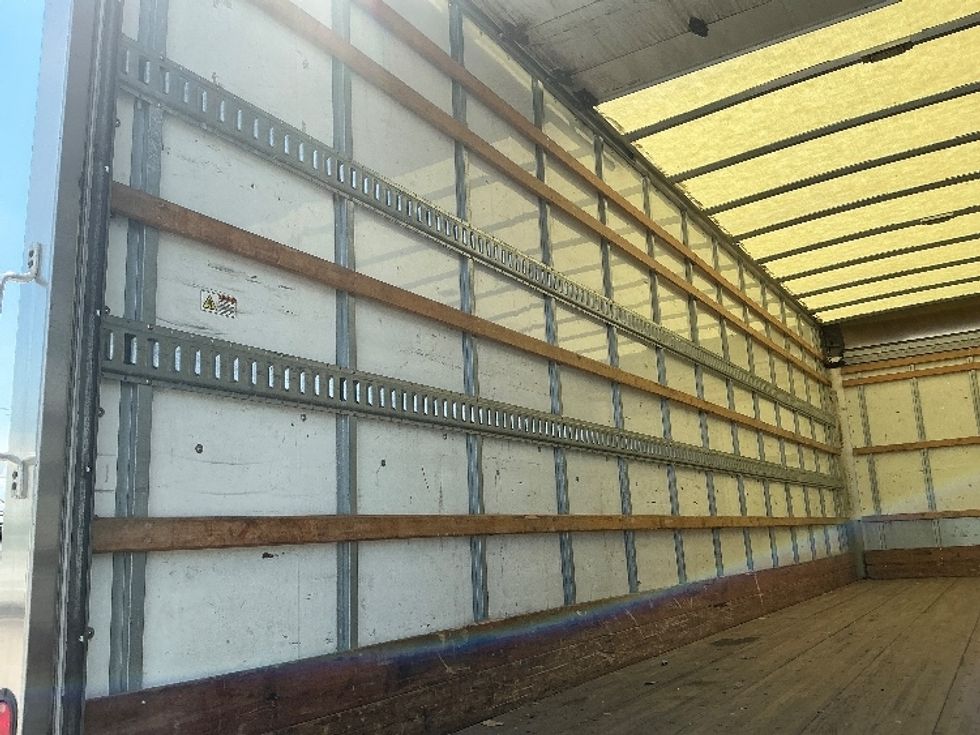 Medium Duty Box Truck-Light and Medium Duty Trucks-International-2021-MV607-Lexington-KY-243,162\n\t\tmiles-$ 41,750 - Image 11