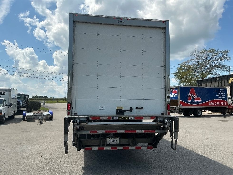 Medium Duty Box Truck-Light and Medium Duty Trucks-International-2021-MV607-Lexington-KY-243,162\n\t\tmiles-$ 41,750 - Image 7